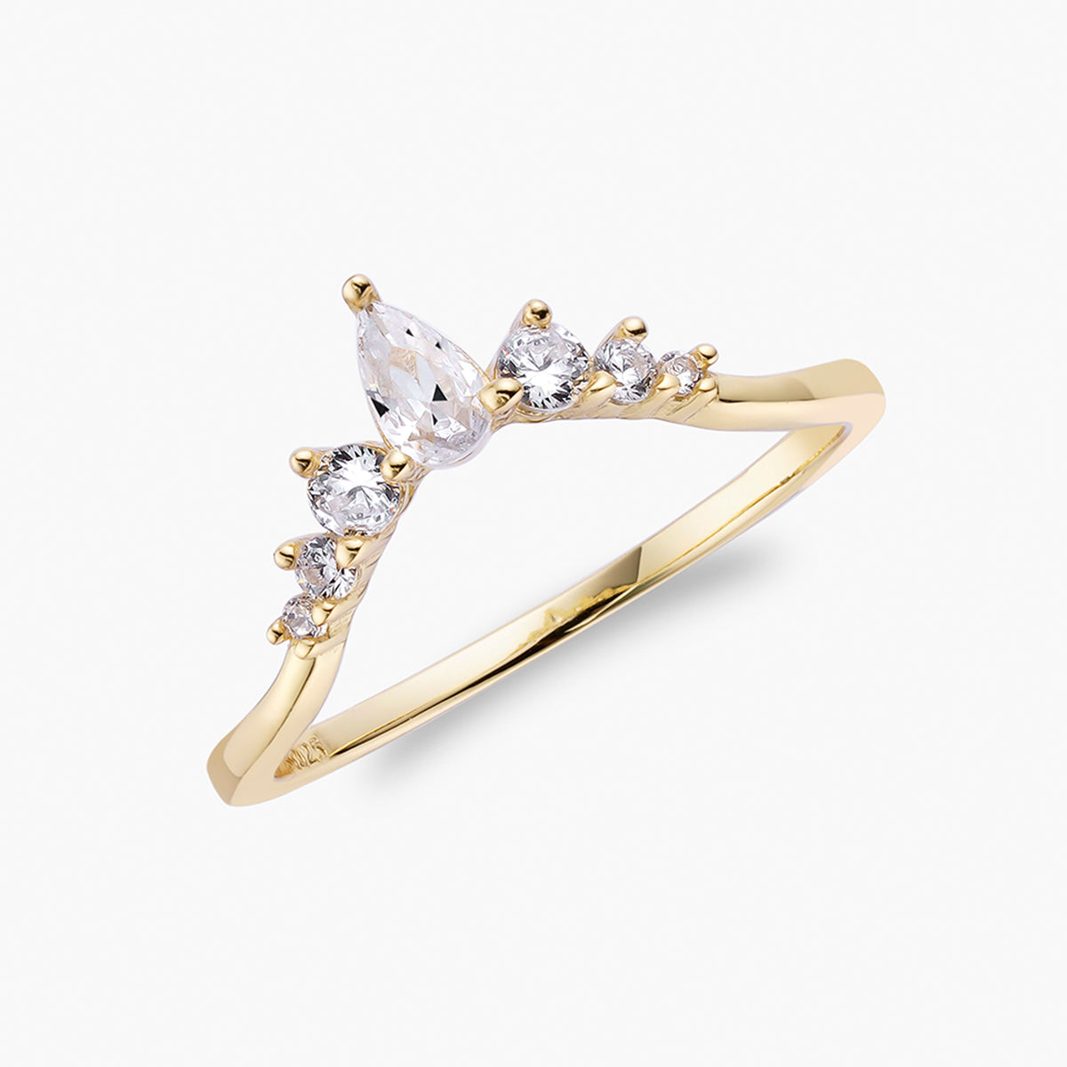 V-Form Ring mit Tropfen-Zirkonia