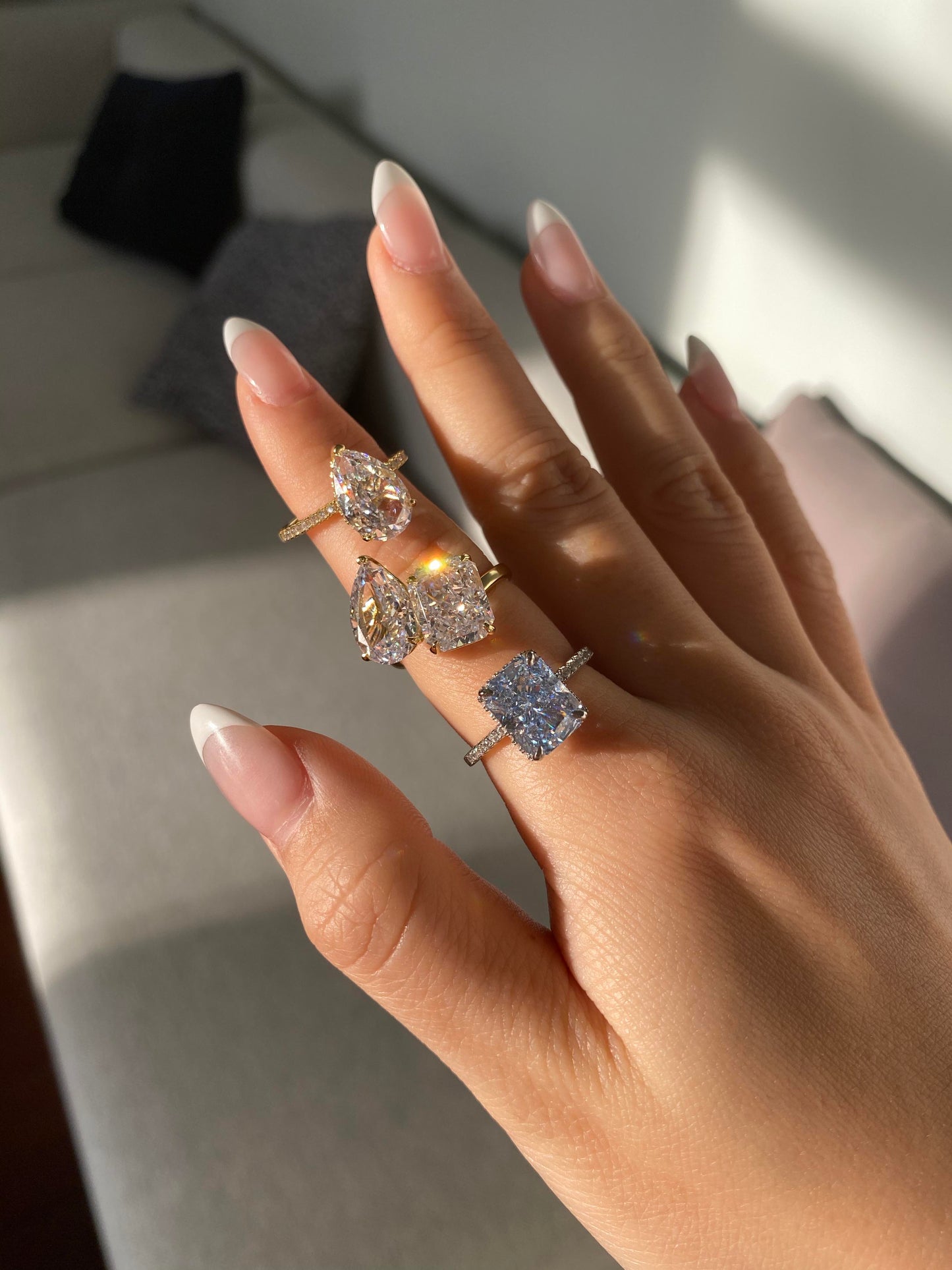 Eleganter Duo-Ring mit großen Steinen